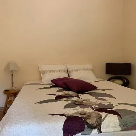 Studio Climatise Avec Grande Piscine Privative Et Parking Villeneuve-lès-Avignon